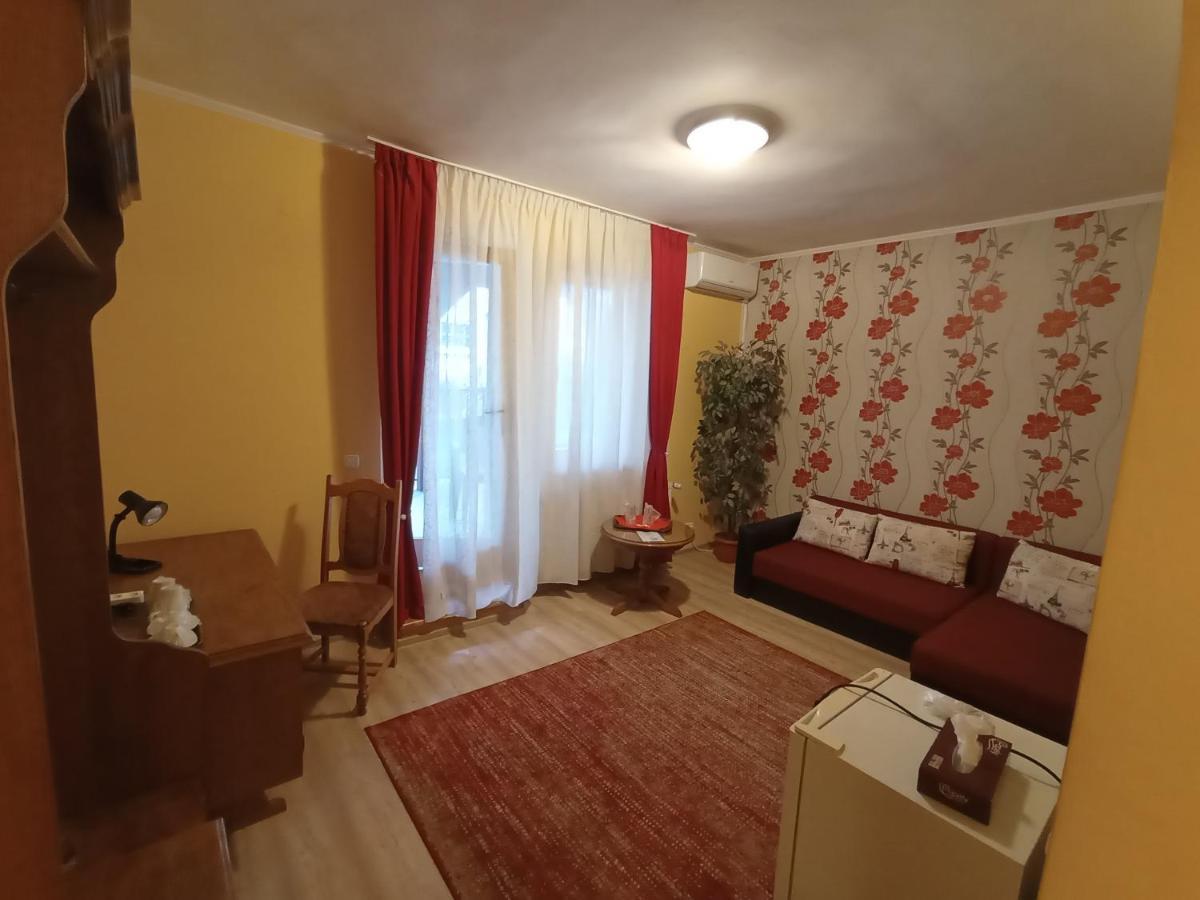 Pensiunea Cristina Targu-Mures Bagian luar foto